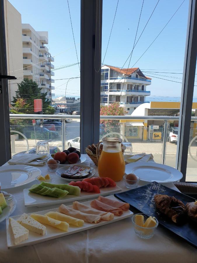 Hotel Nais Beach Durrës Buitenkant foto
